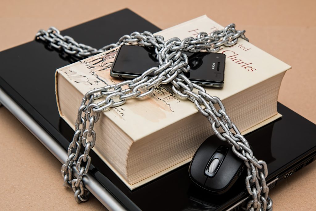 Brauchst Du eine Krypto-Exchange? 12 Handy & Laptop in Ketten